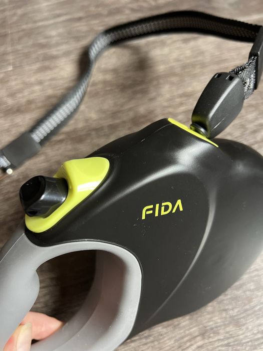 Рулетка для собак fida 9 метров