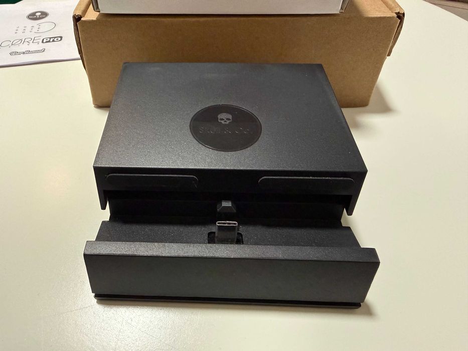 Skull & Co. Jumpgate Pro stacja dokująca do Nintendo Switch