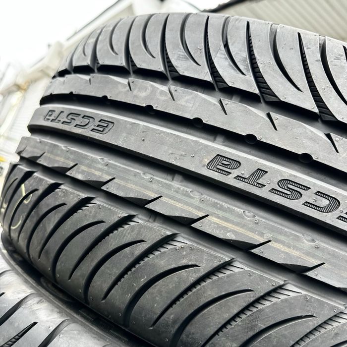 255/45/17 Kumho Ecsta Spt | новые | летние шины