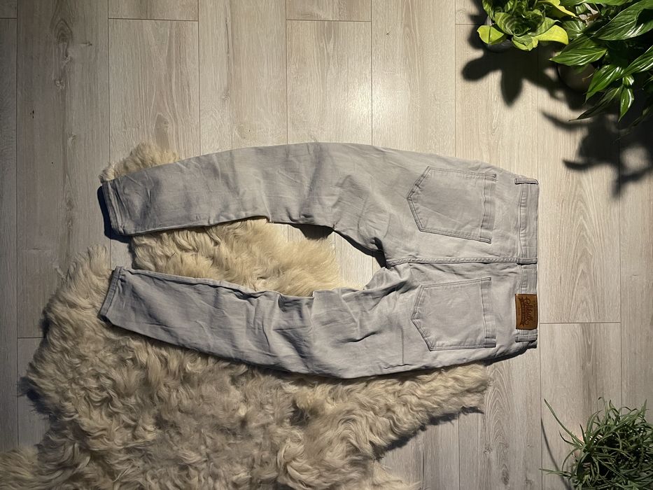 Siksilk Drip y2k Jeansy z Dziurami Szare