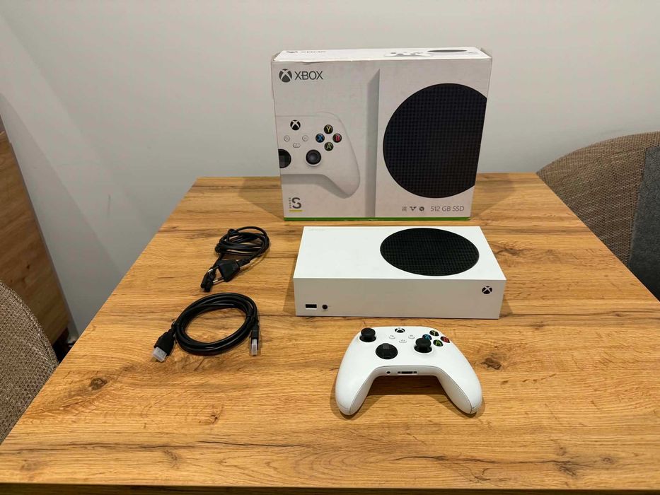 Okazja!!! Xbox Series S 512 GB + pad i gry ! Gwarancja!!! Super Stan!
