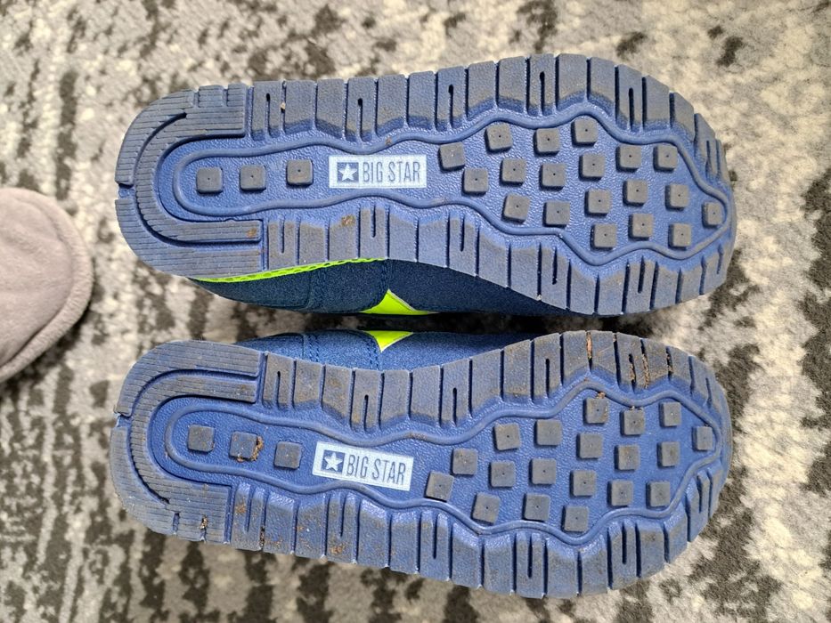 NOWE Buty dziecięce sportowe Big Star 28
