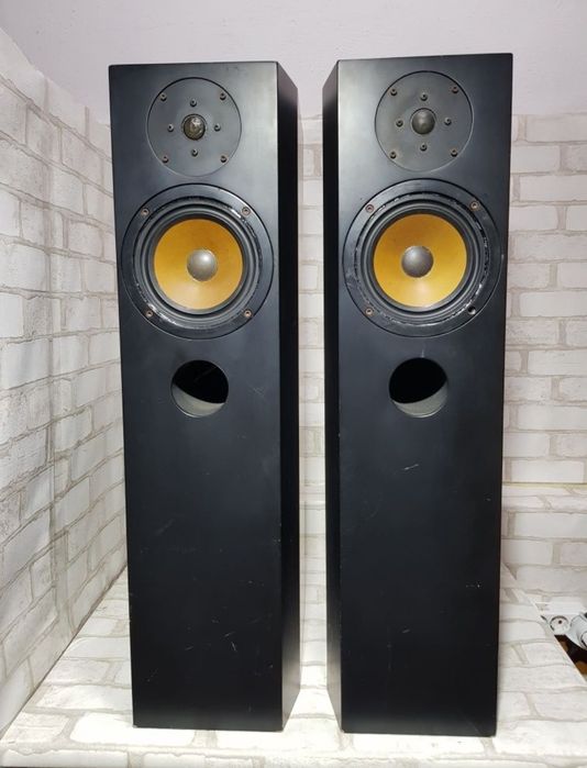 40 кг! Напольна акустика Klangfeld Audio CS-165 , West Germany, 150 W