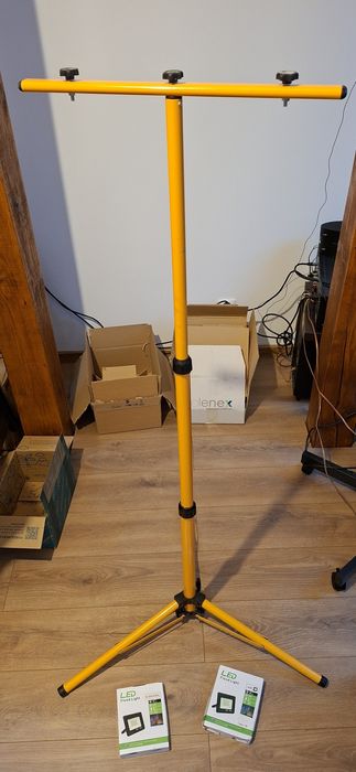 2x naświetlacz LED 30W statyw remontowy