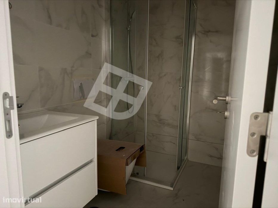 Apartamento T3 c/ Terraço - Pronto Habitar | Esgueira