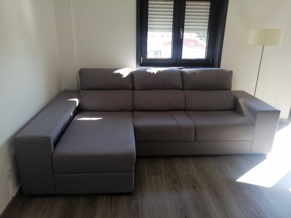 Sofá 3 lugares com Chaise long