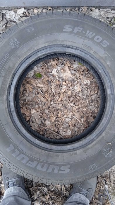 Шина грузовая б/у 16