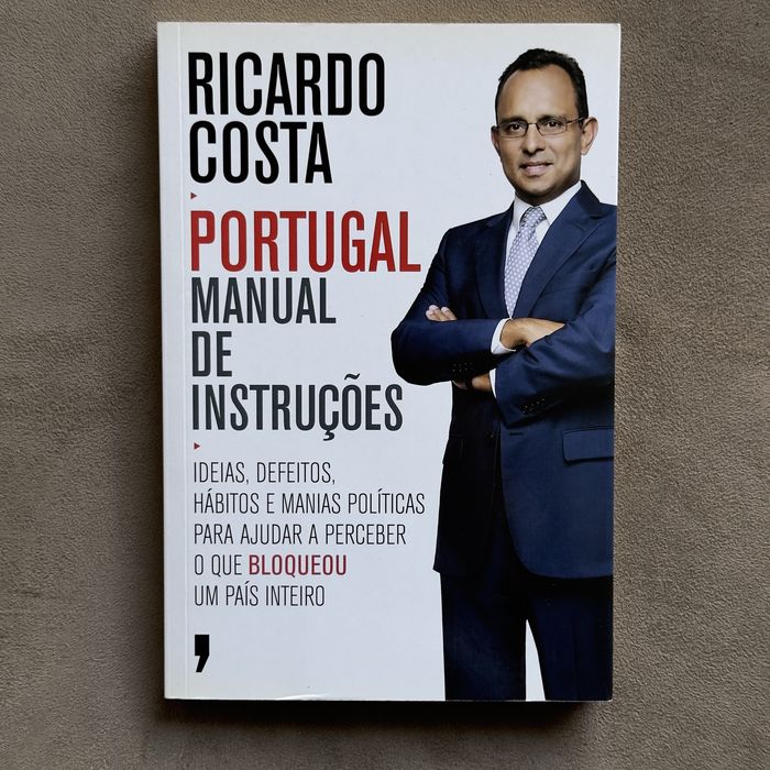 Lote de Livros sobre Economia e Política em Portugal