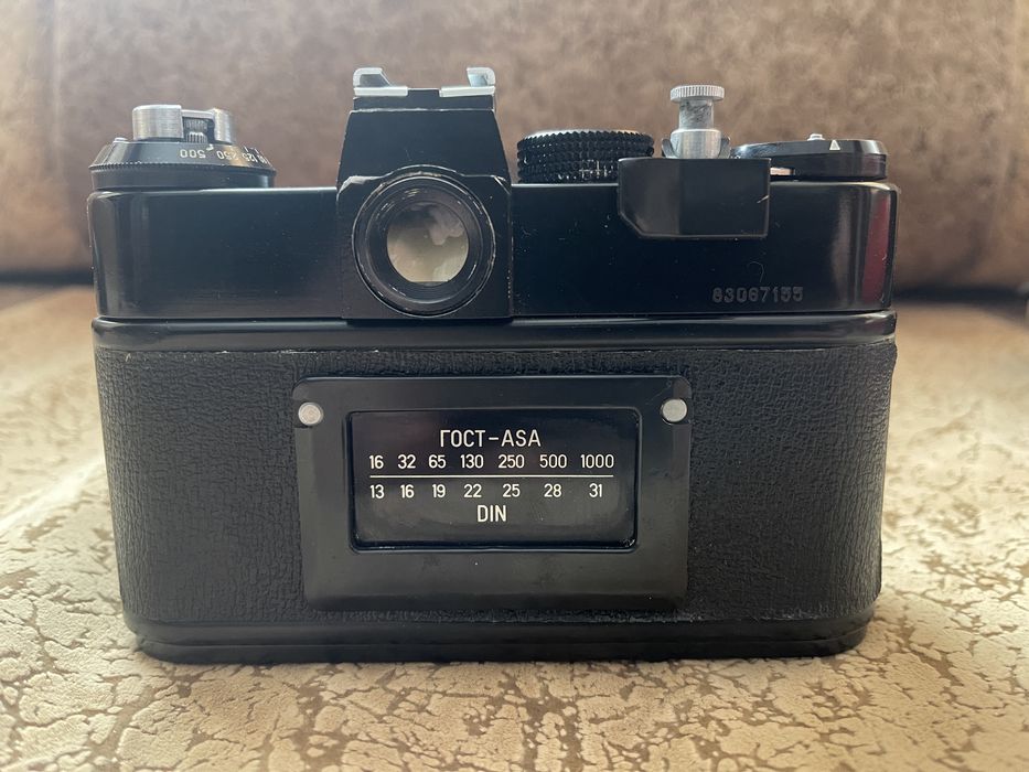 Фотоапарат Зеніт-11 + Об'єктив Геліос-44M-4.