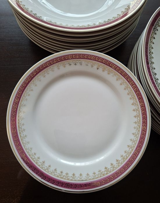 Zestaw talerzy Ćmielów