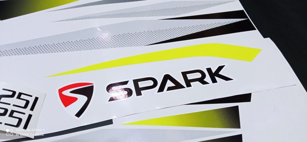 Наклейки на мотоцикл Спарк spark sp200r 25i