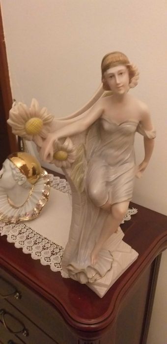 Estatueta decorativa marfinite