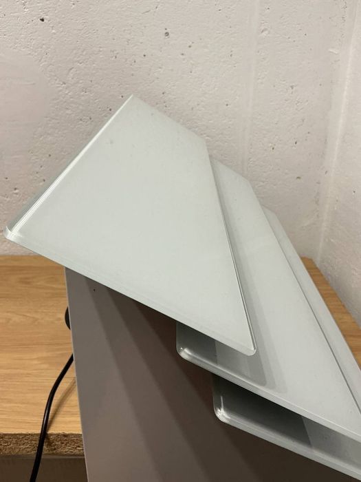 Витяжка нахилена Interline біла