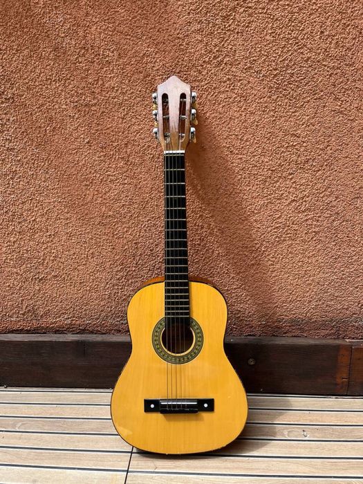 Mała gitara dobry stan
