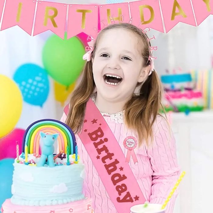 Festa de aniversário -estandarte, faixa e crachá aniversariante - NOVO