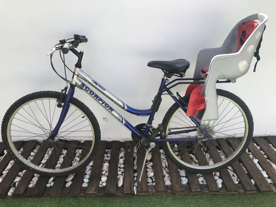Cadeirinha de criança para bicicleta