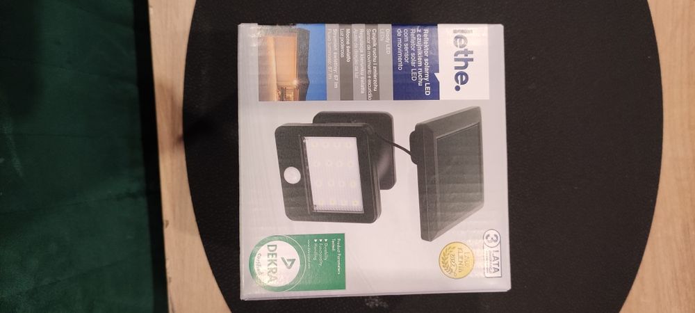 Reflektor Solarny LED z czujnikiem ruchu