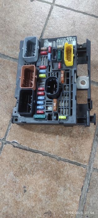 BSM caixa fusíveis Peugeot