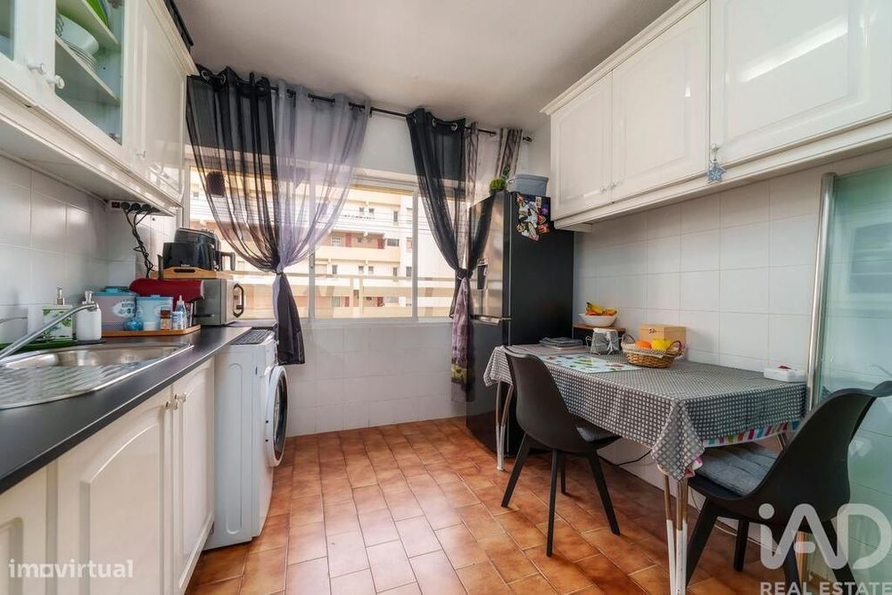 Apartamento T3 em Faro de 81 m2