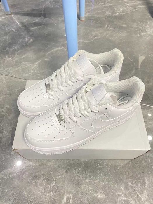 Promocja NIKE AIR FORCE 1 Biały AF1 R.43