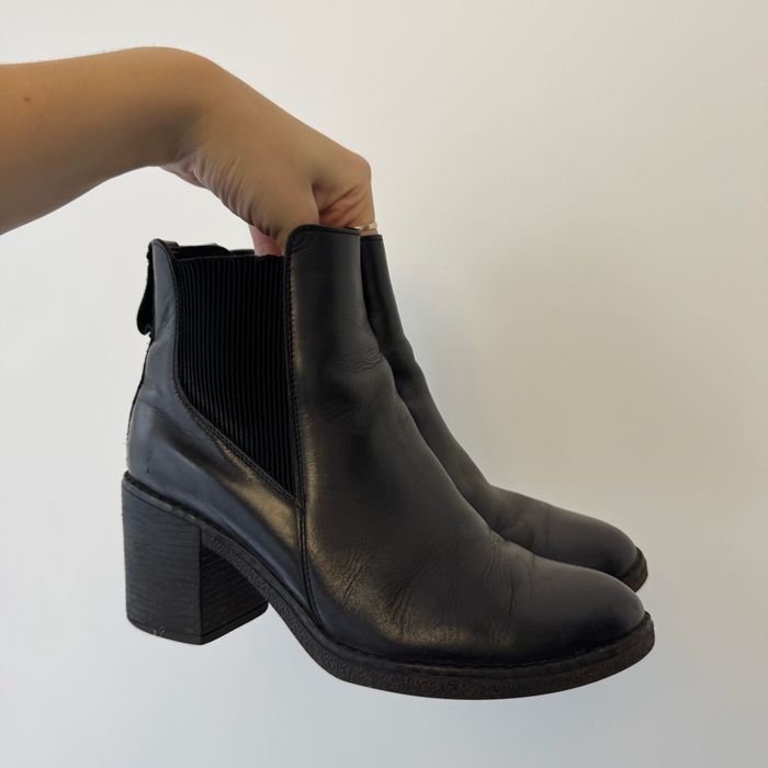 Ботильйони чорні шкіра осінь 38