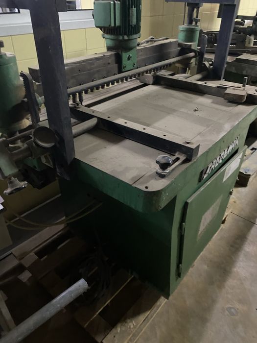 Multifurador de 27 brocas Sagremak