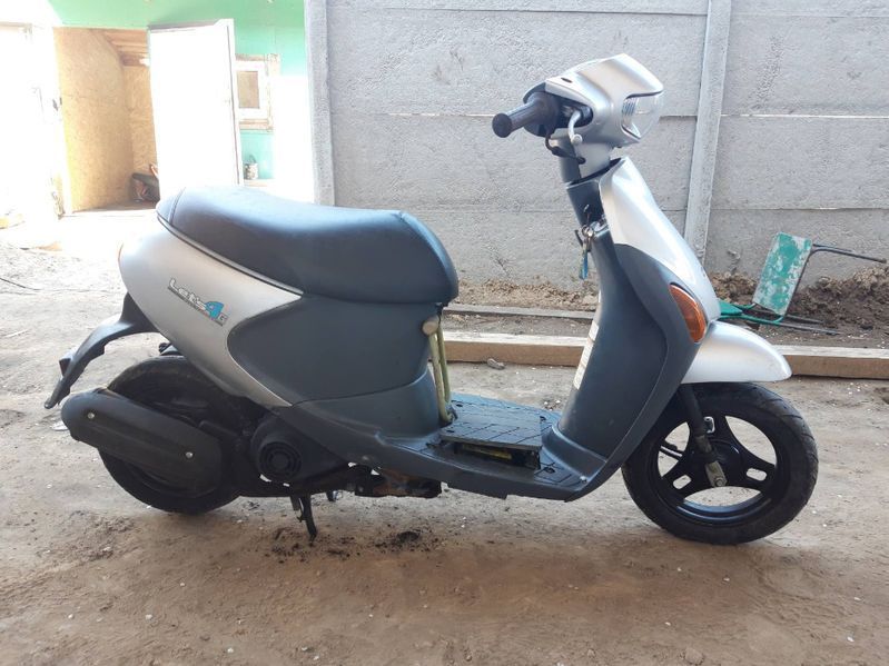 Пластик боковий на  Suzuki lets1 (2 3 4 5 pallet address v 50 4 t )