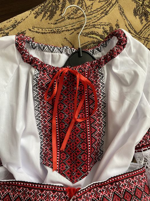 Вишиванка, вишитий костюм, вишивка