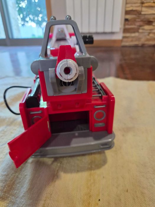 Patrulha Pata Ultimate Rescue Fire Truck — Marshall