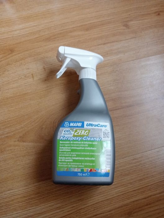 Очисник епоксидних фуг Мареі Ultracare Kerapoxy Cleaner 750 мл