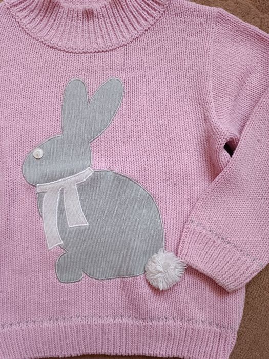 Тепленька кофта з зайчиком