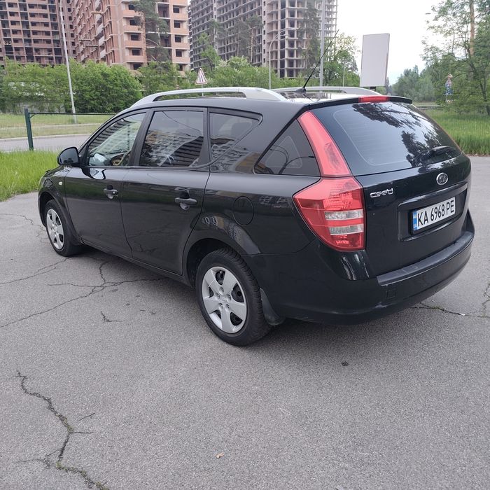 Киа Сид 1.6 газ-бензин