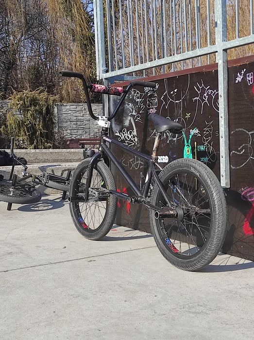 Bmx[shadow,subrosa,stranger]