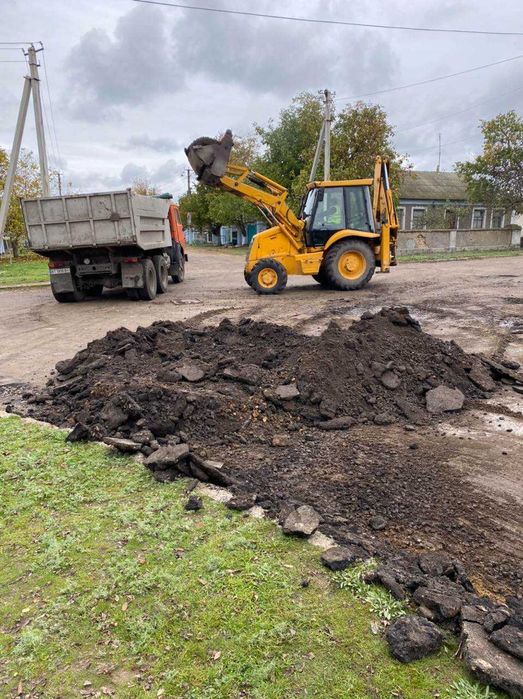 Услуги, Аренда асфальтоукладчика  дорожный катка,  трал, Jsb 3cx