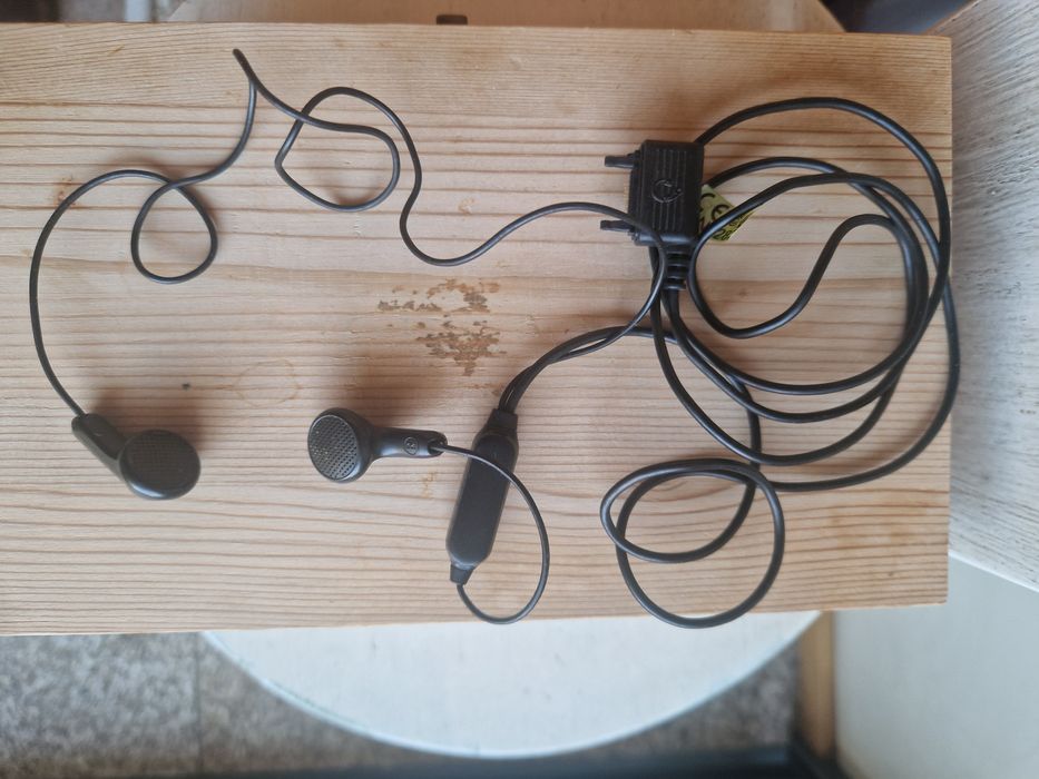 Fones de ouvido mãos livres para telemóvel Sony Ericsson HPM 60