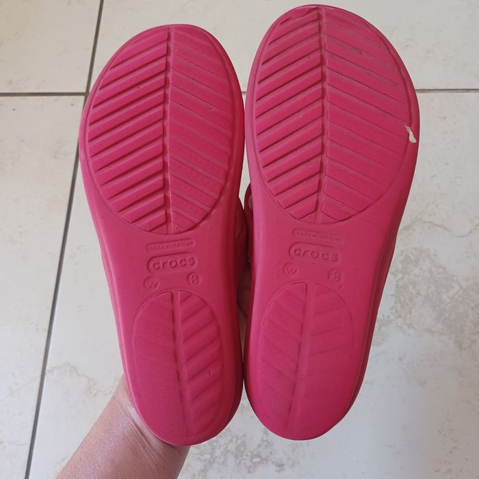 Klapki Crocsy W8/39-40