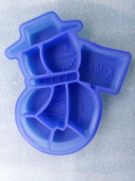 Силиконовая форма для выпечки Снеговик