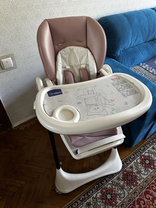 Стільчик для годування дитячий для дівчинки