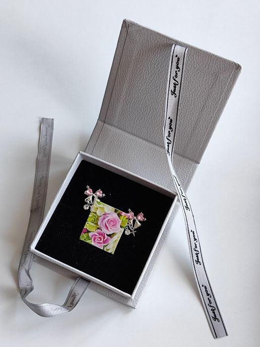 Подарунок сережки бантики з листівкою