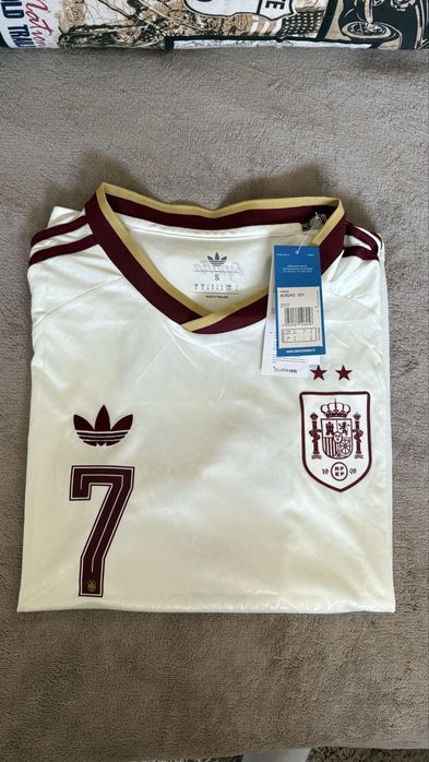 Spain Away Kit 25/26- Ferran Torres