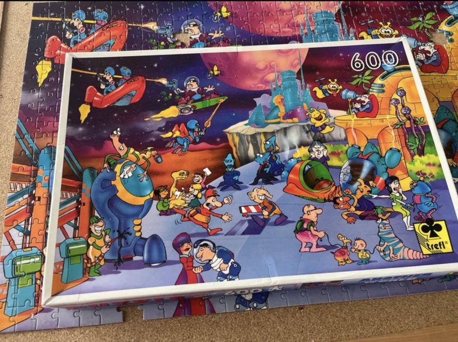 PUzzle Trefl 600 Another World -8
