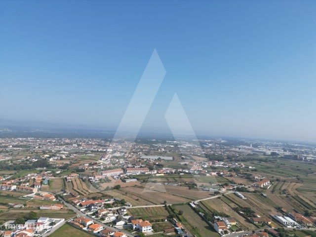 Terreno rústico em zona urbanizável, localizado em Cacia, Aveiro
