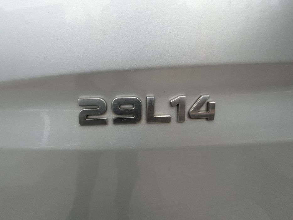 Iveco  2.3.  140 hp 197 przebi  ksiazka serwisowa