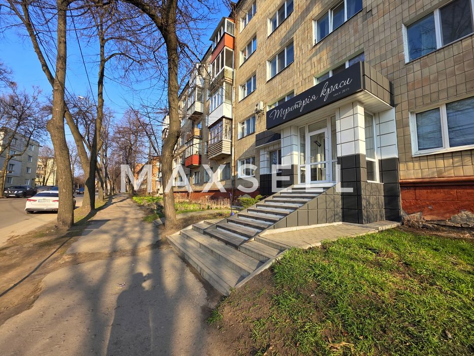 Продам комерційне приміщення в центрі міста