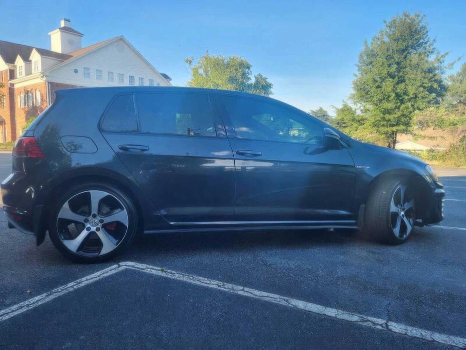 Volkswagen Golf GTI SE      2015