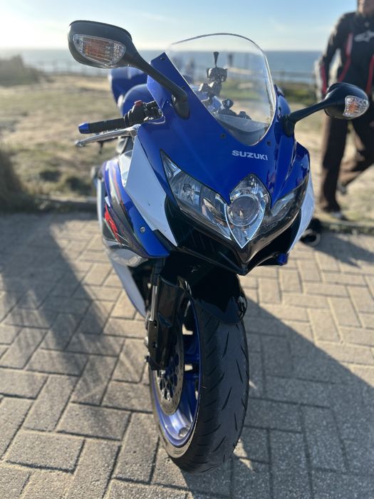 Suzuki gsxr750 k8