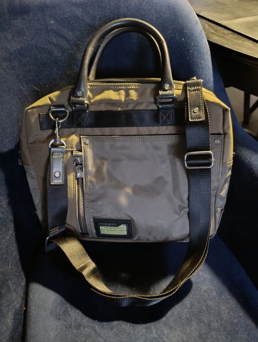 Pojemna  torba Diesel w bardzo dobrym stanie