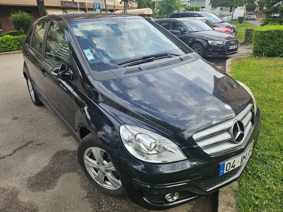 Mercedes B180 (Monovolume)