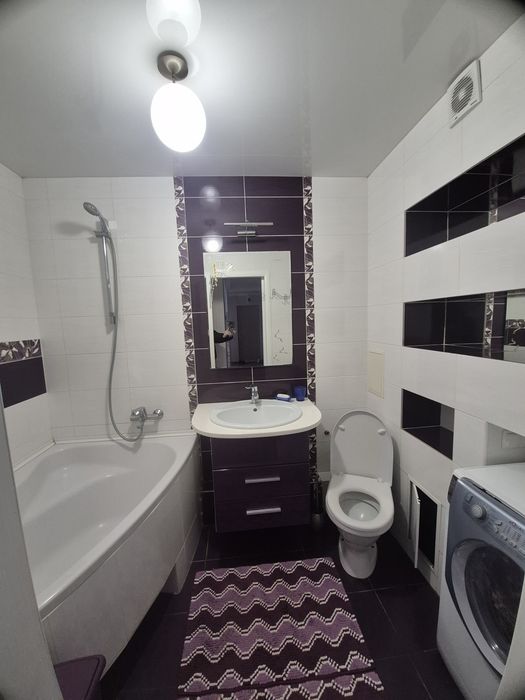 Продам  3 комнатную квартиру  в центре - Вид 5