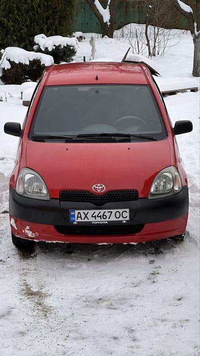 Toyota Yaris 1л